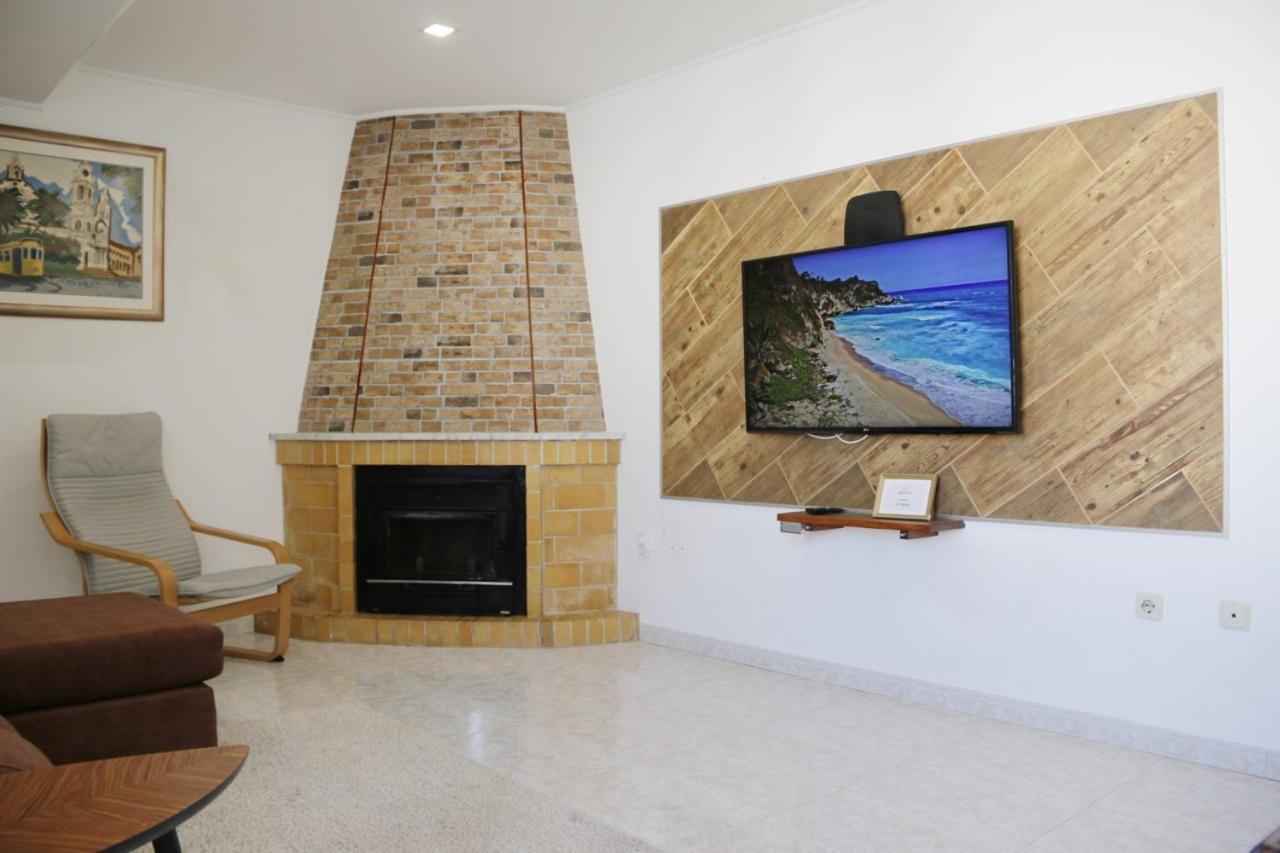 Casa Da Avo Apartment Espiche Luaran gambar